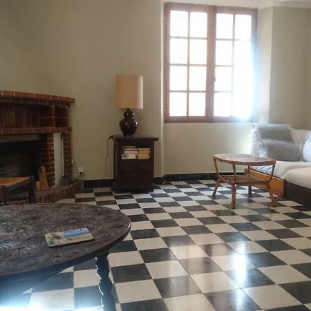 Provencal House With Sunny Terrace Aups